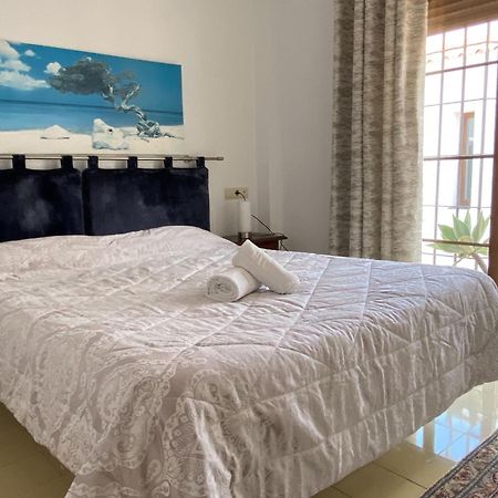 Club Costa Nerja Apartman Kültér fotó