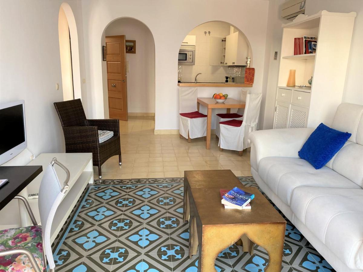 Club Costa Nerja Apartman Kültér fotó