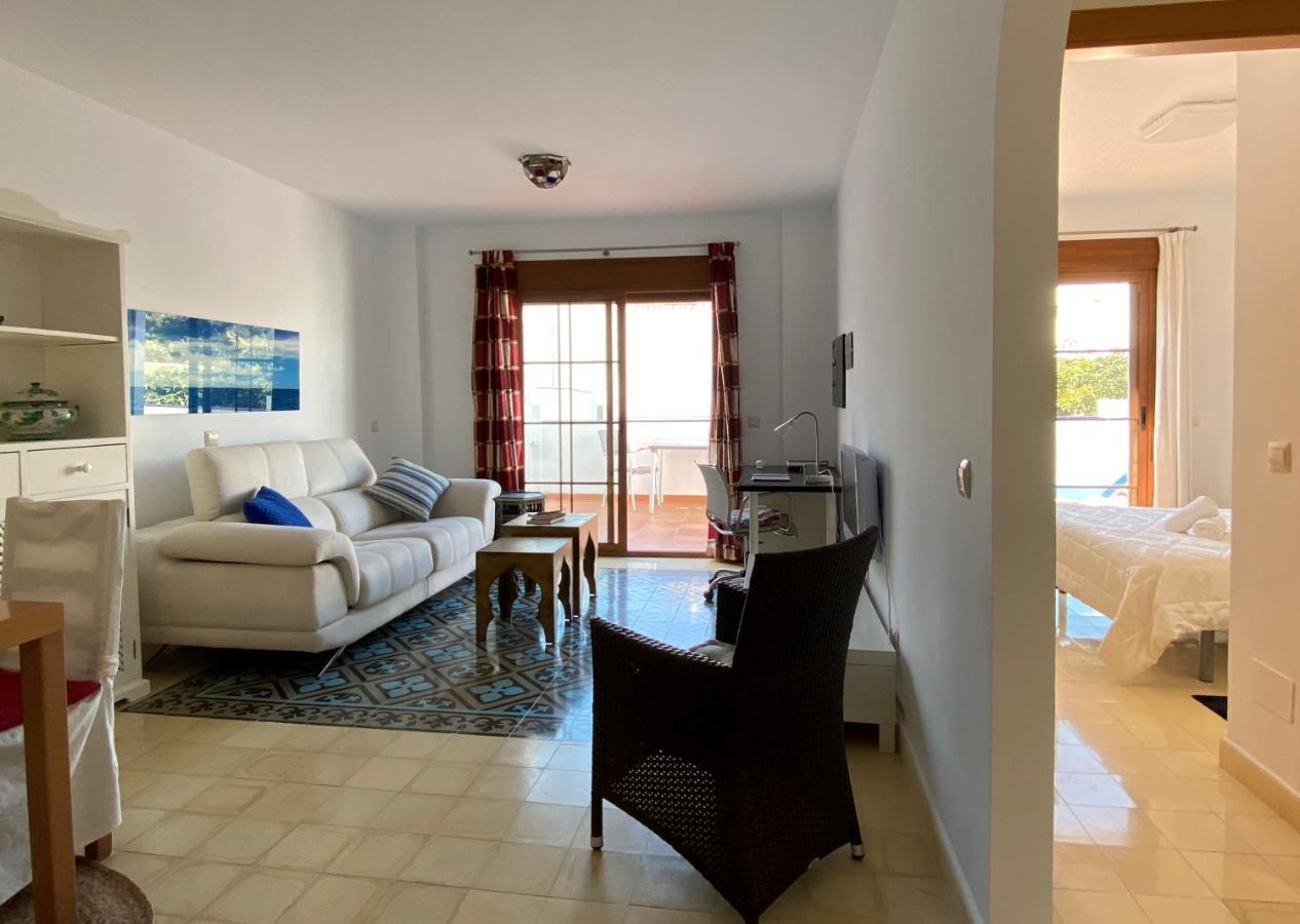 Club Costa Nerja Apartman Kültér fotó