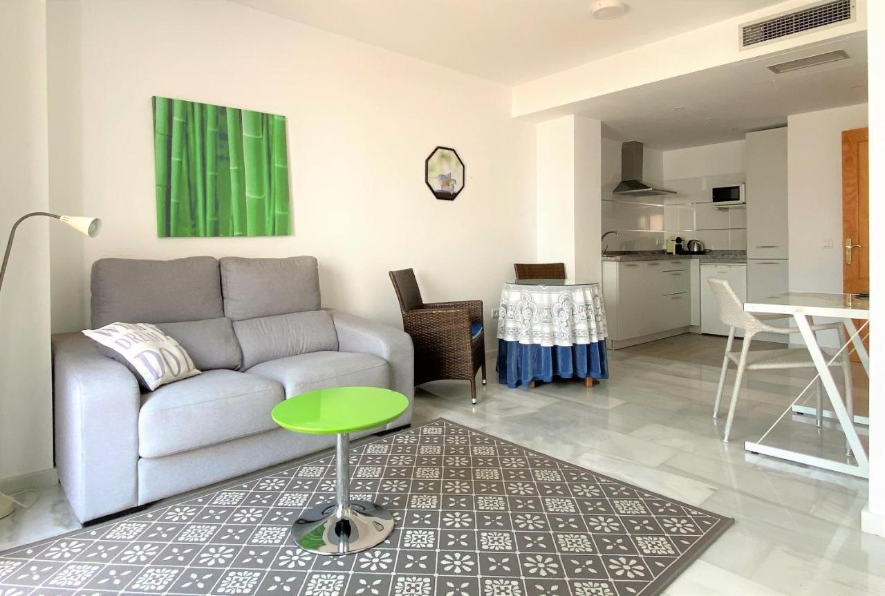 Club Costa Nerja Apartman Kültér fotó